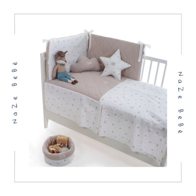 Edredón de cuna para bebé en dos colores. Colección Marcial. Marca Uzturre. Temporada Invierno 2025.